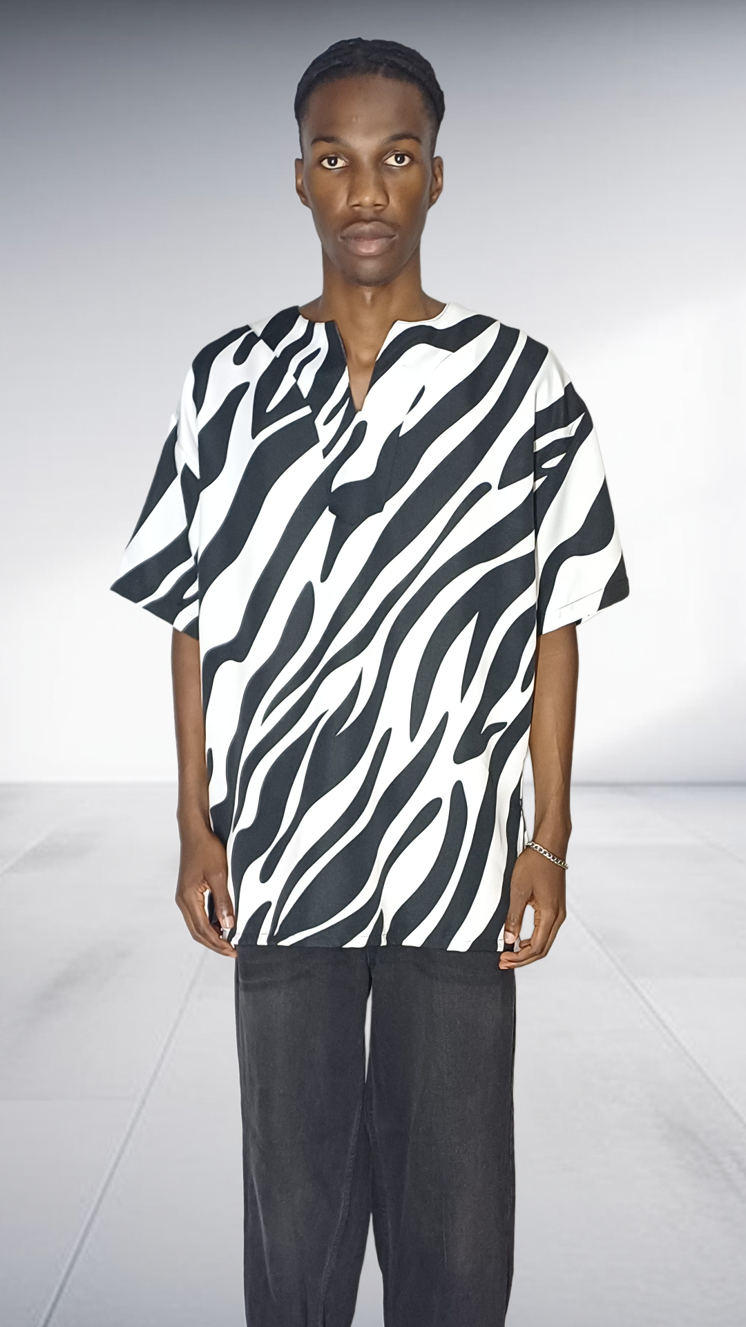 トップス BEEDEN PRINT BACK OPEN CAMISOLE Imprint Zebra Print Oversized Short Sleeve Shirt - Black & White