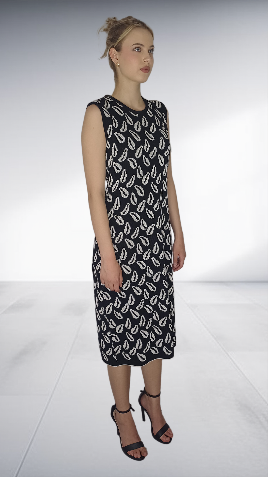 Cedi - Black & White Feather Print Sleeveless Midi Dress