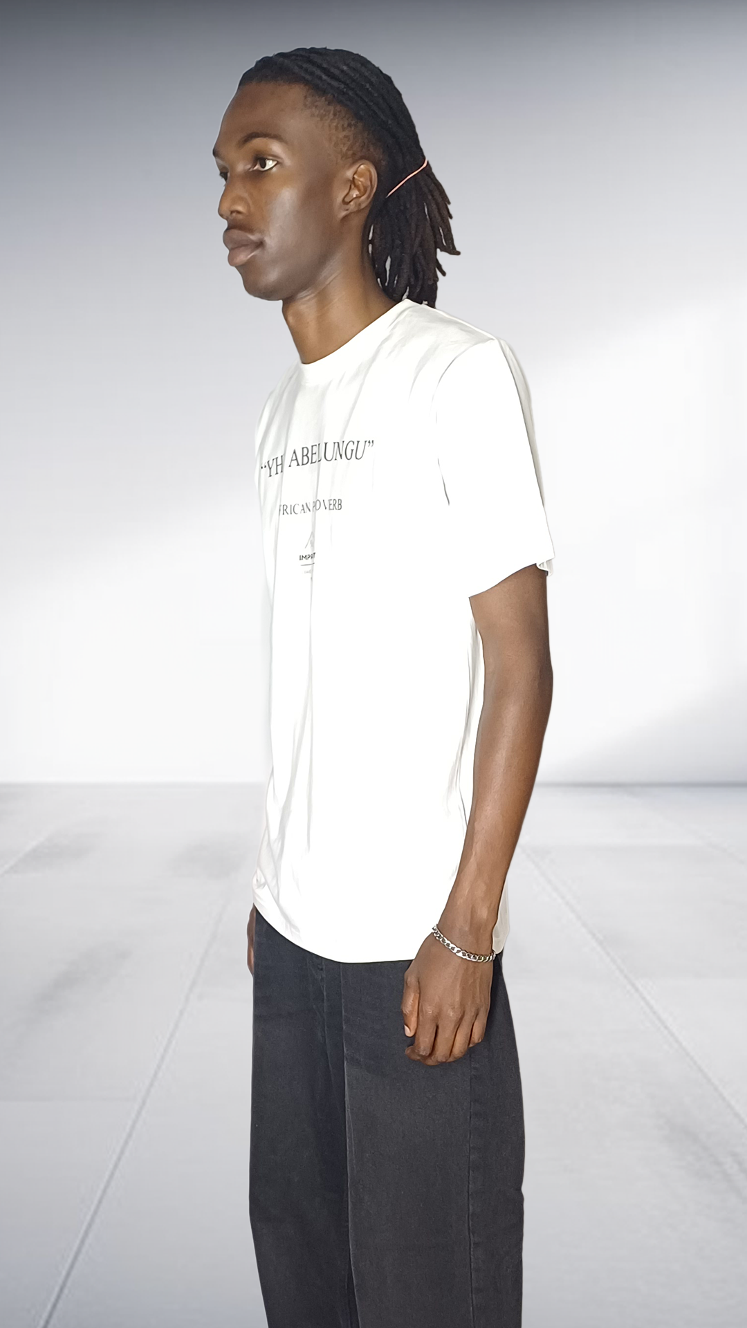 Imprint 'Yhu Abelungu' African Proverb T-Shirt - Cream