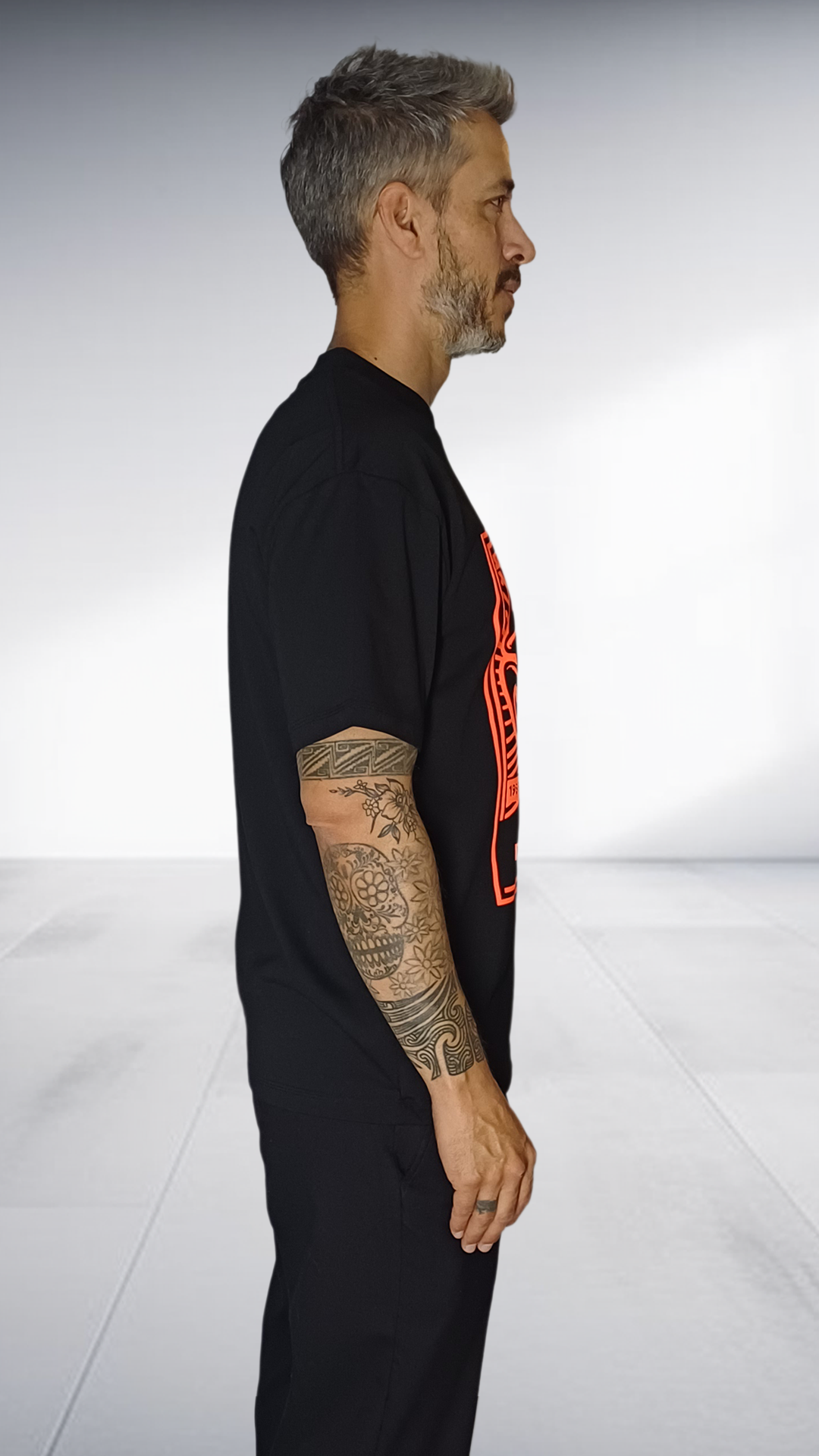 SE7EN HEART BEATS Soweto Department Graphic T-Shirt - Black & Orange