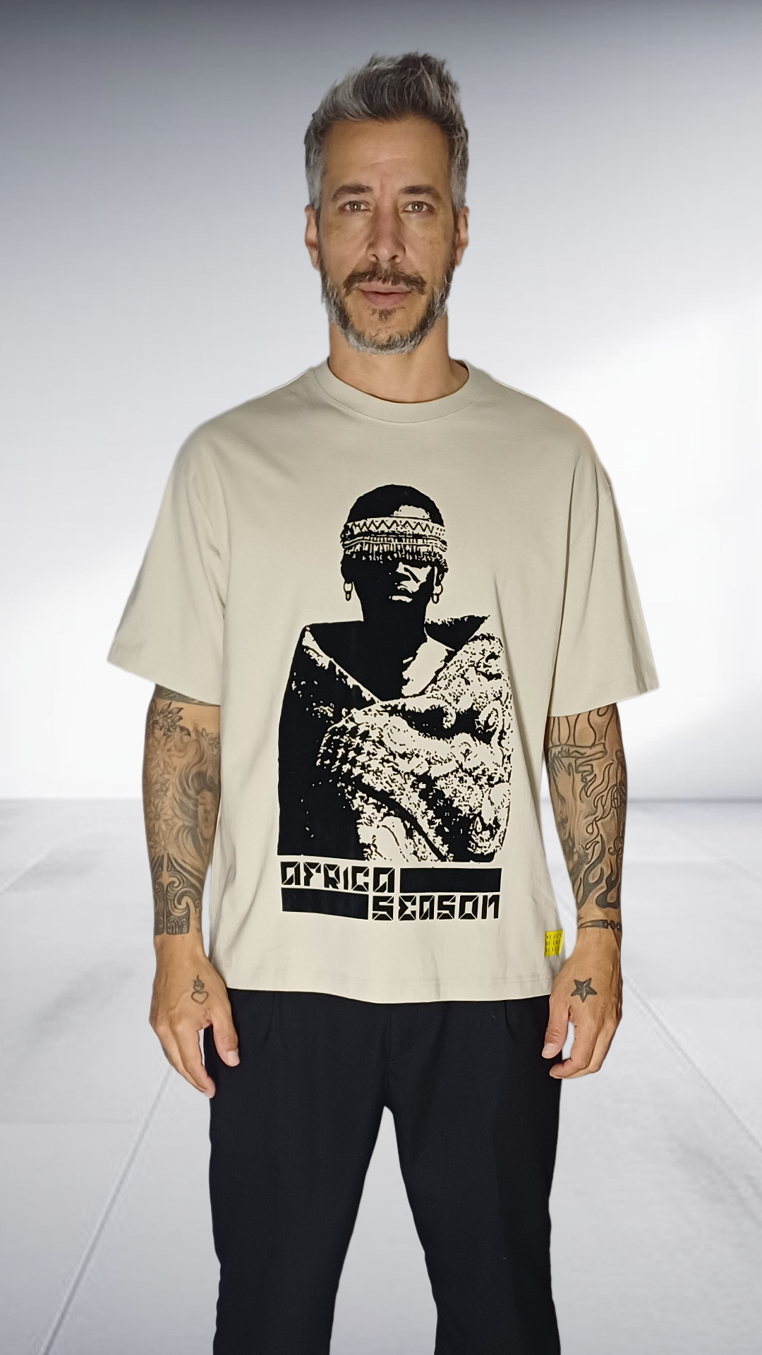 SE7EN HEART BEATS Africa Season Graphic T-Shirt - Sand & Black