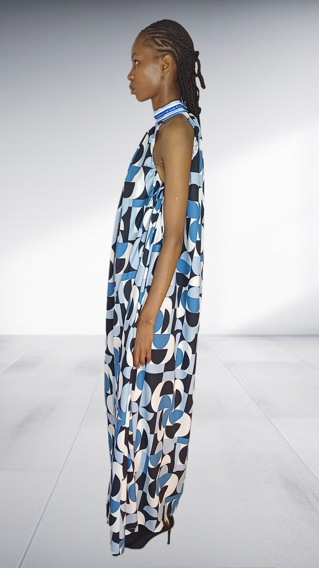 Fundundzi Jasmin Blue Geometric Print Halter Maxi Dress