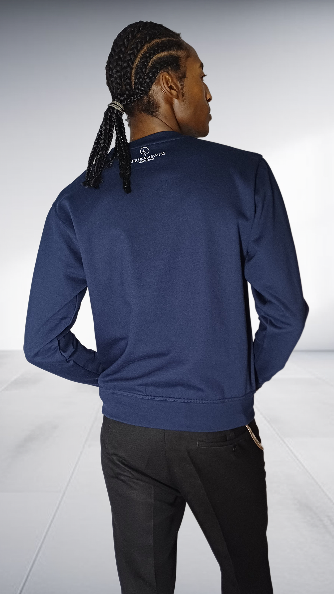 Afrikanswiss Graphic Portrait Long-Sleeve Top - Navy