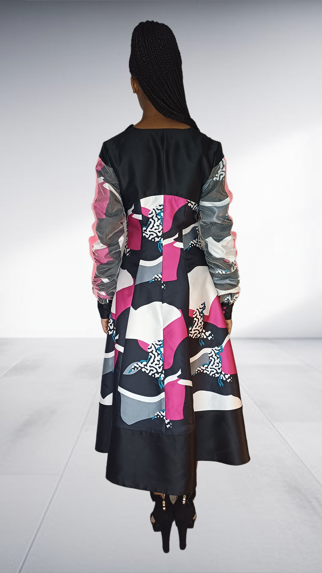 Ezokhetho Abstract Print Zip-Up Midi Dress with Black Hem