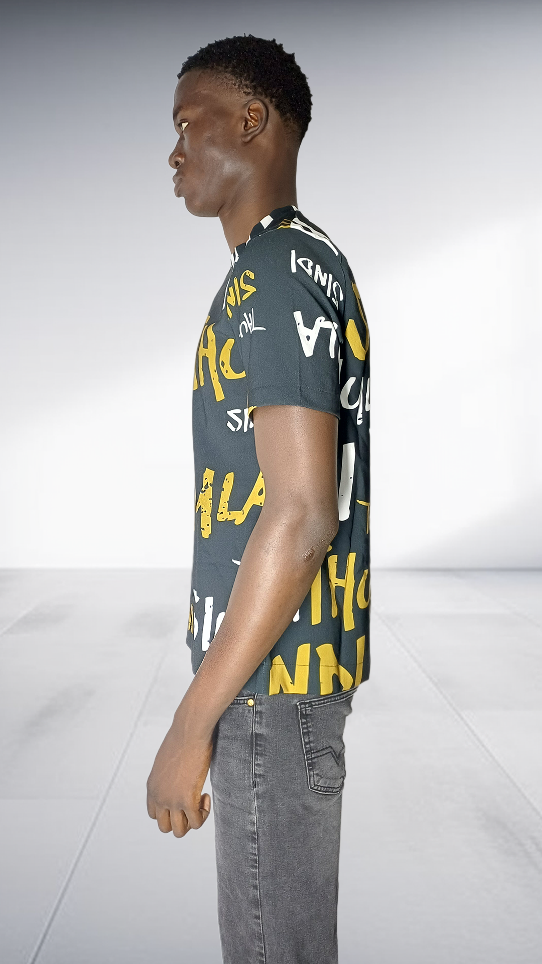 Thula Sindi Signature Graphic Print T-Shirt - Charcoal Grey