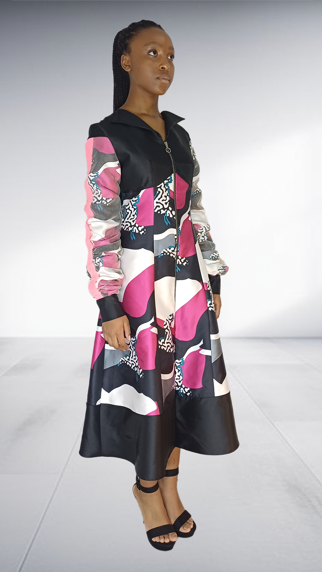 Ezokhetho Abstract Print Zip-Up Midi Dress with Black Hem