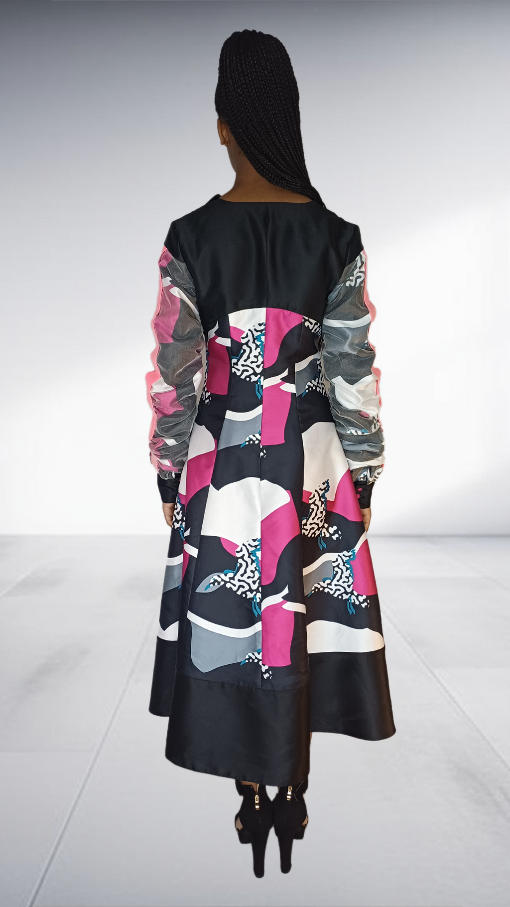 Ezokhetho Abstract Print Zip-Up Midi Dress with Black Hem
