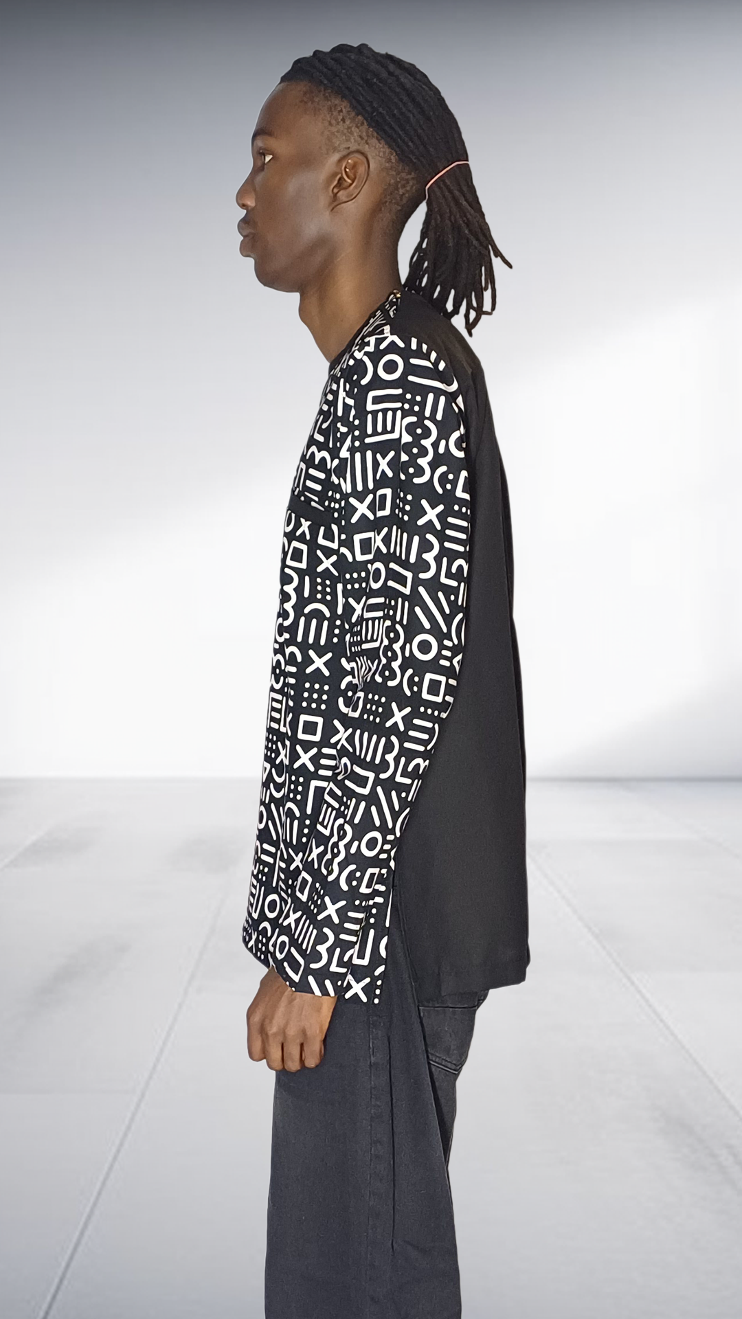 Lolo D Asymmetric Geometric Print Long Sleeve Shirt - Black & White