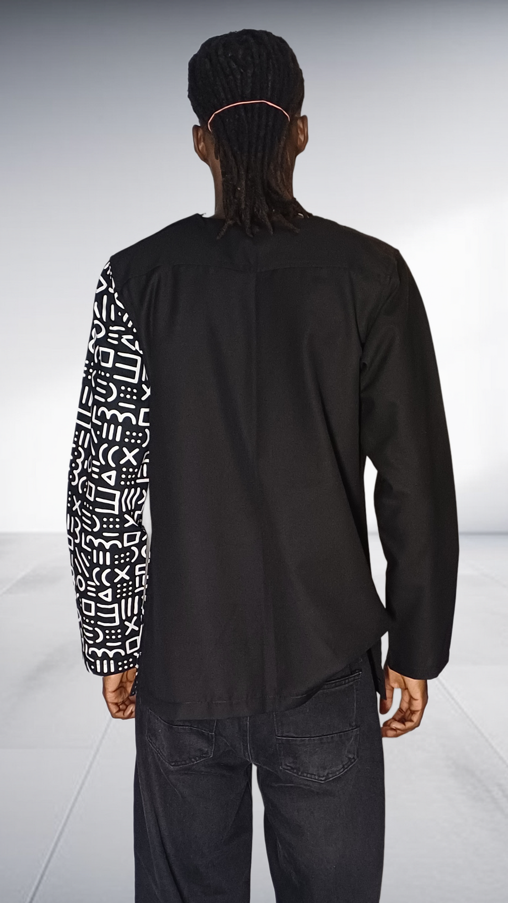 Lolo D Asymmetric Geometric Print Long Sleeve Shirt - Black & White