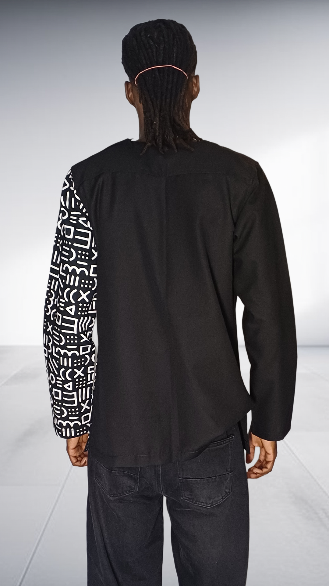 Lolo D Asymmetric Geometric Print Long Sleeve Shirt - Black & White