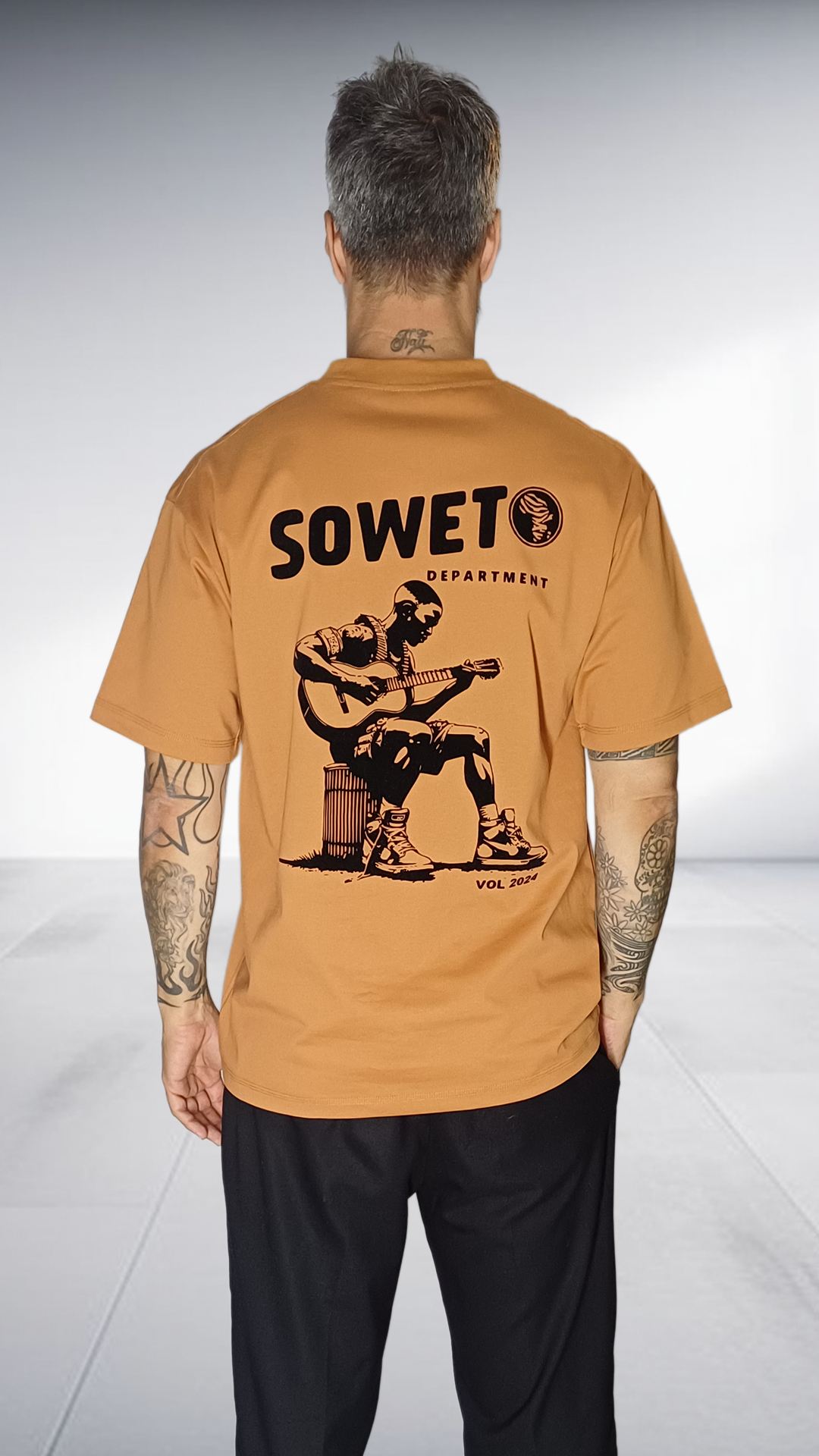 SE7EN HEART BEATS Soweto Department Musician T-Shirt - Mustard & Black