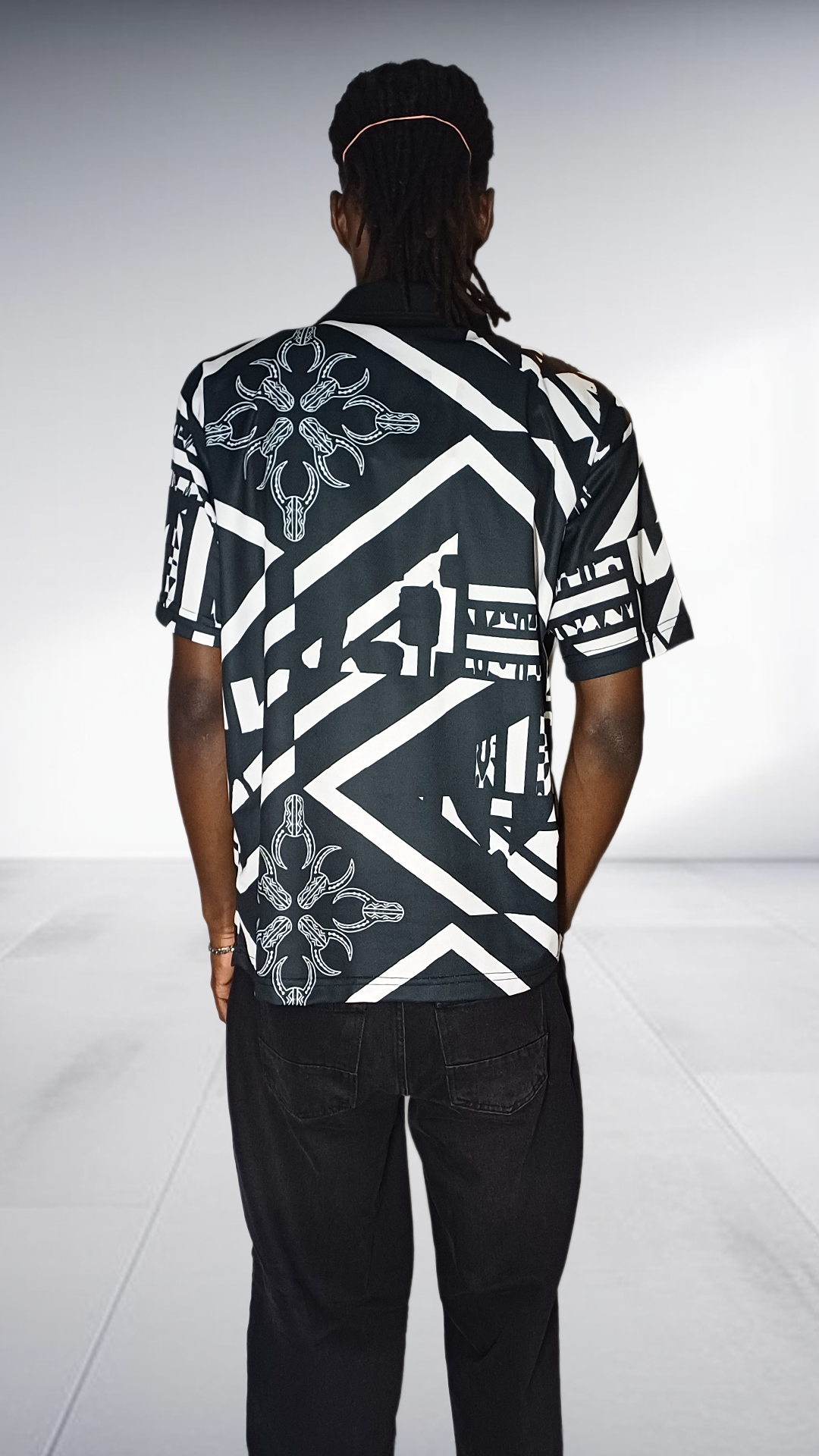 Imprint Geometric African Motif Golf Shirt - Black & White