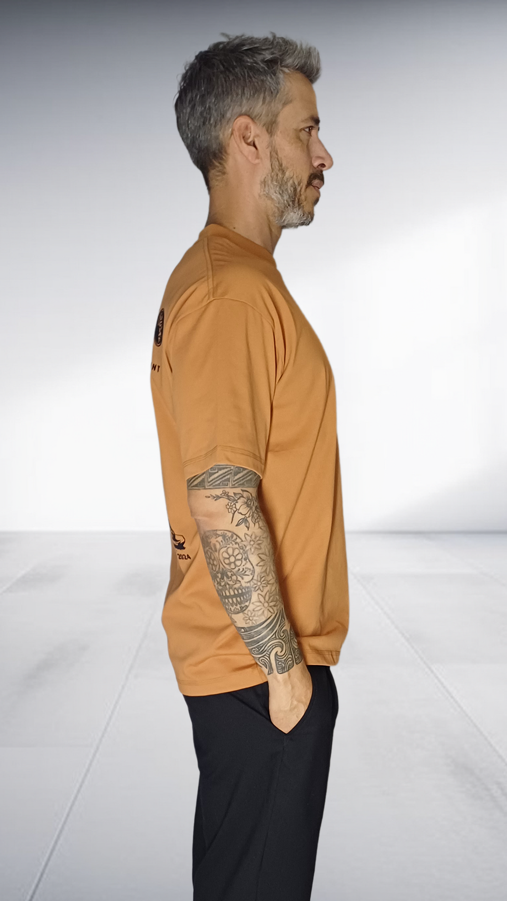 SE7EN HEART BEATS Soweto Department Musician T-Shirt - Mustard & Black