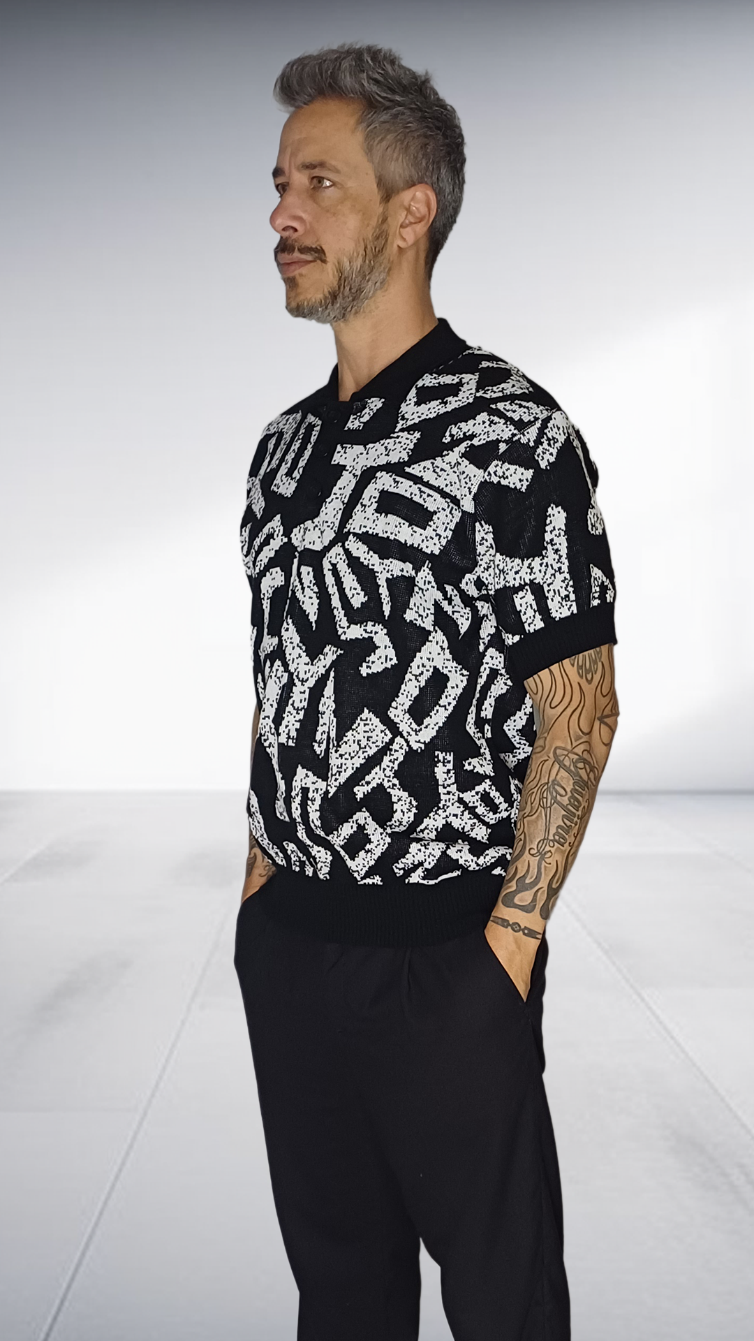 Jozsy Abstract Print Knit Golf Shirt - Black & White